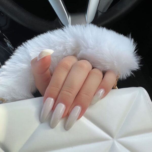 White nail 🫧🤍